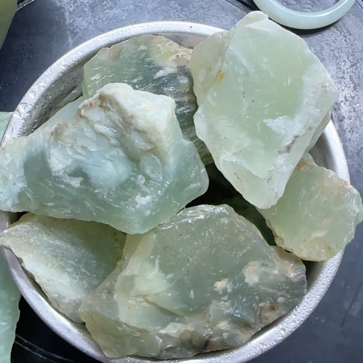 蛇纹石玉合金珠宝奇石