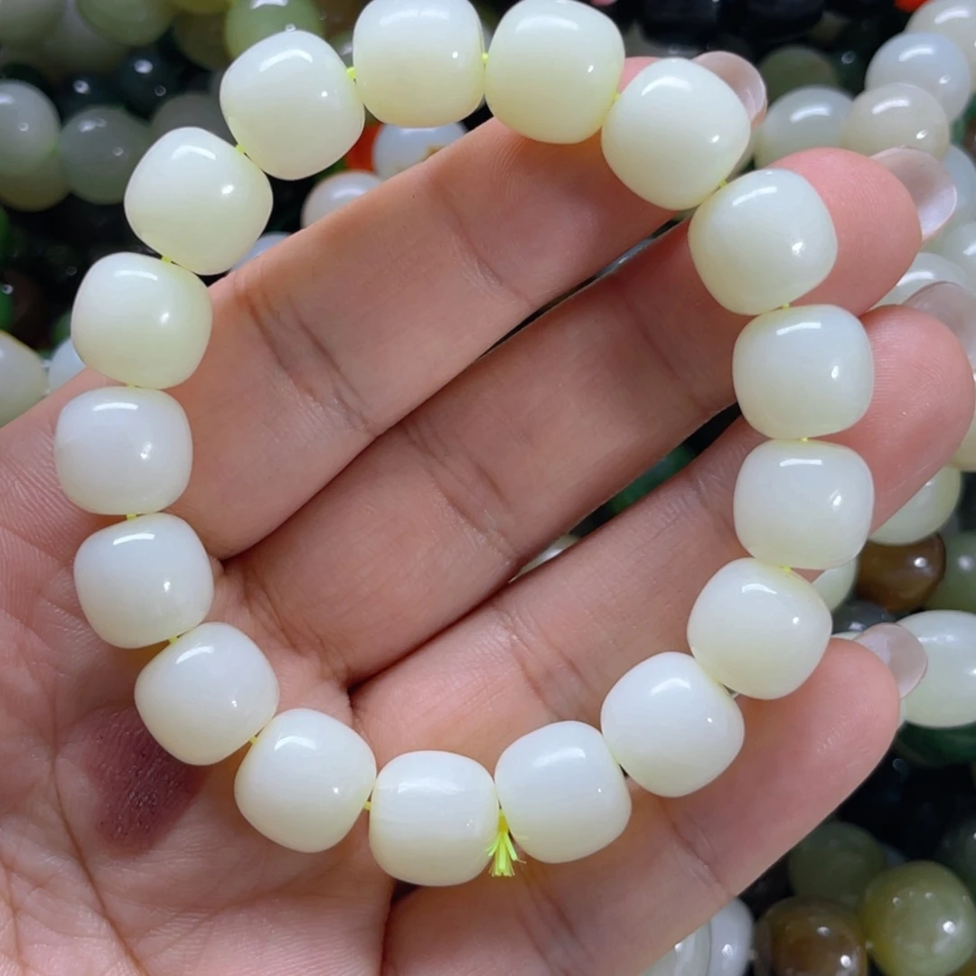 手链未镶嵌和田玉