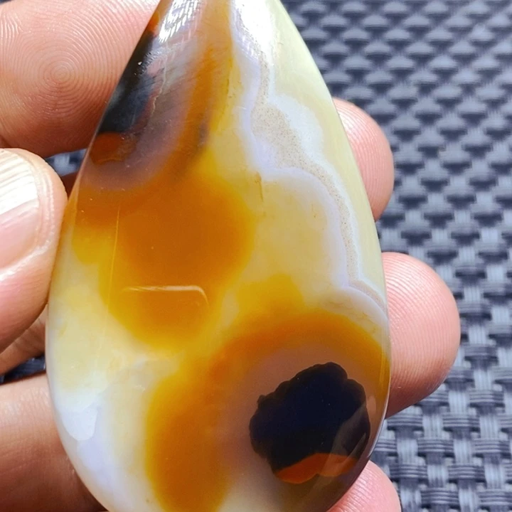 过***客玛瑙/玉髓未镶嵌颈饰