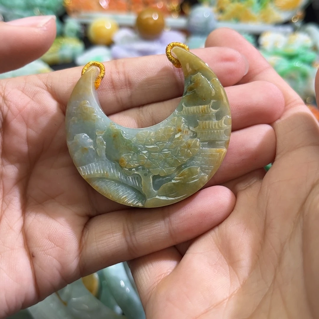 翡翠未镶嵌颈饰待编织