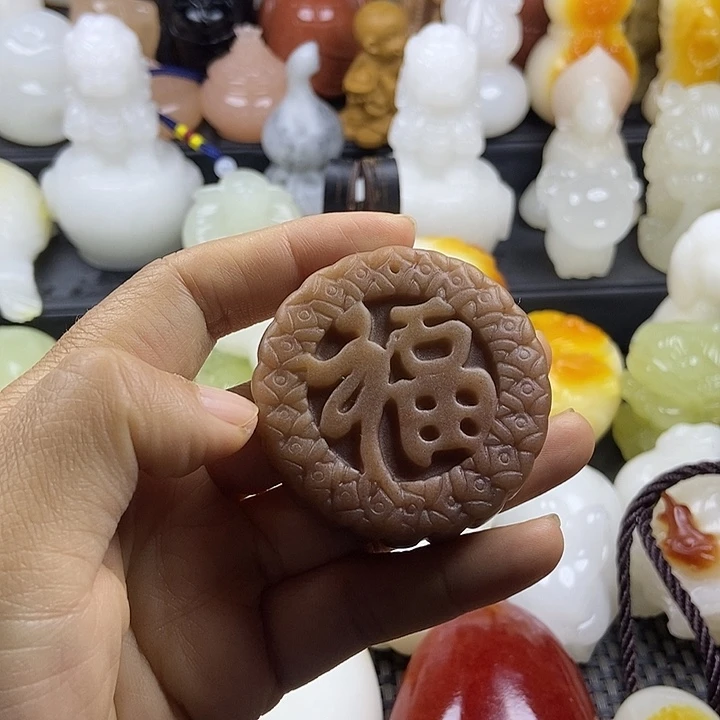 无花朵原石手把件
