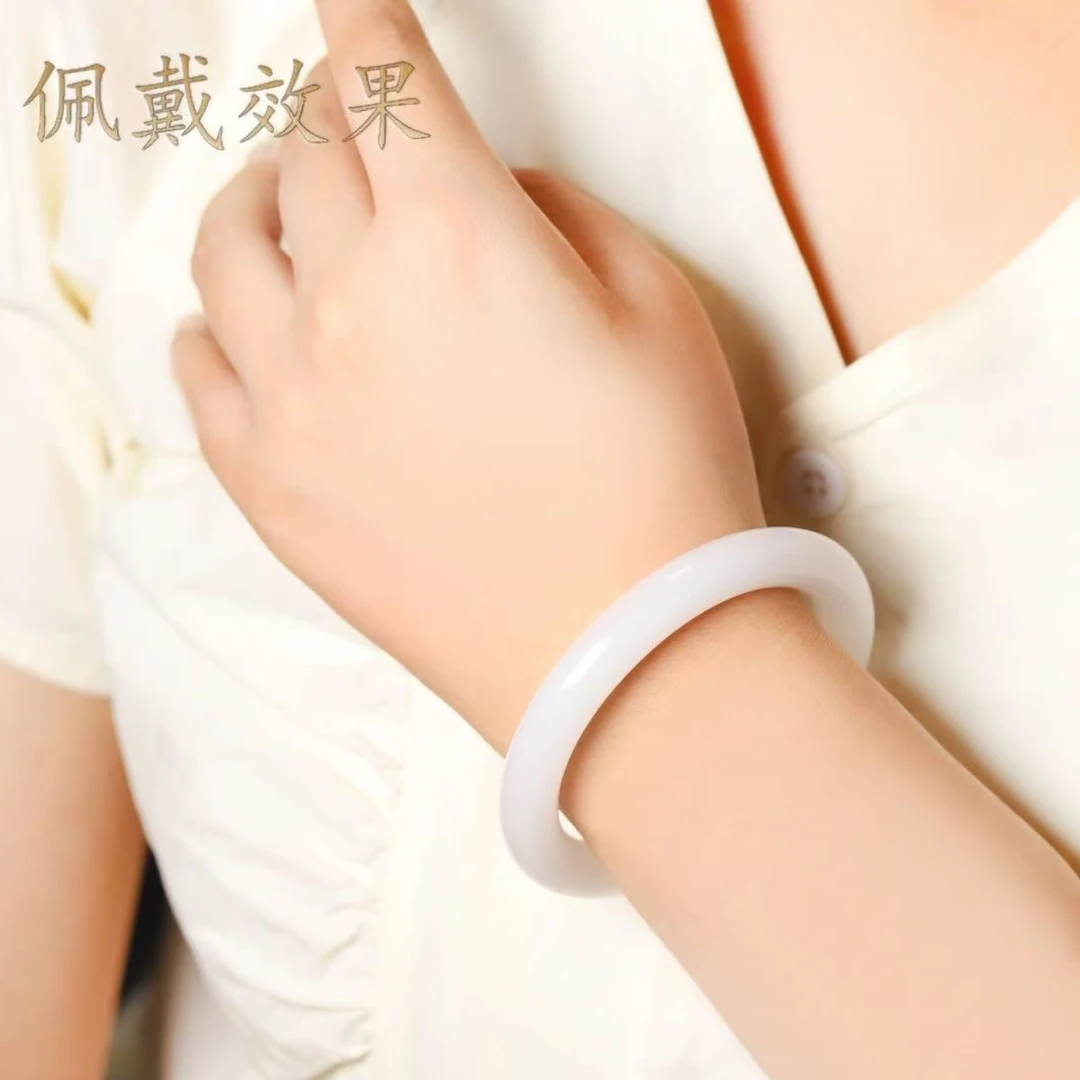 【9-11】羊 脂白胖圆条正圆手镯时尚 送礼物