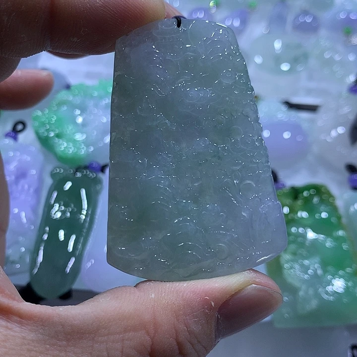 翡翠未镶嵌颈饰天然翡翠A货吊坠