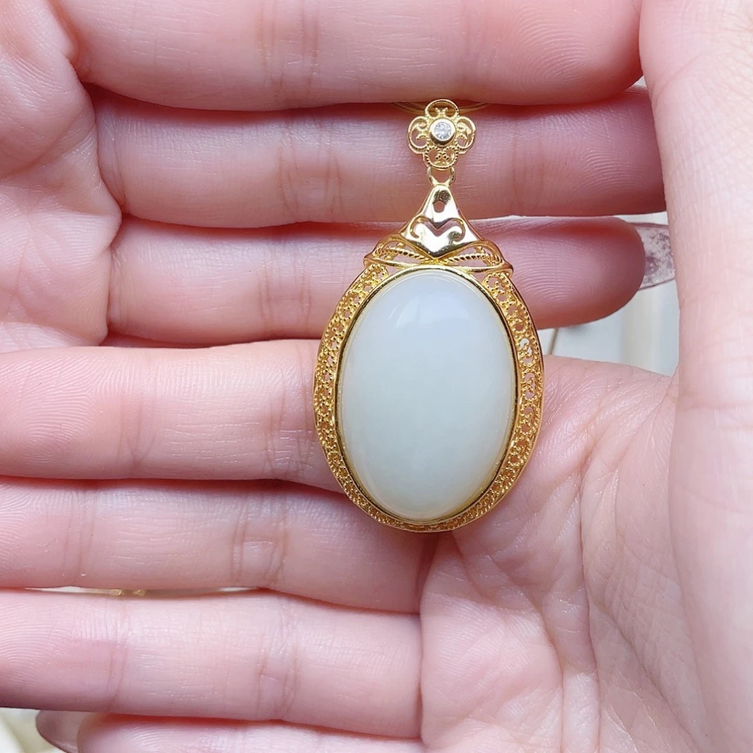 和田玉银S925镀金镶嵌颈饰