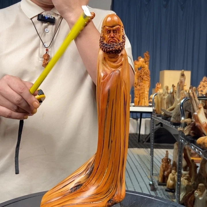 柏木（崖柏）随型摆件