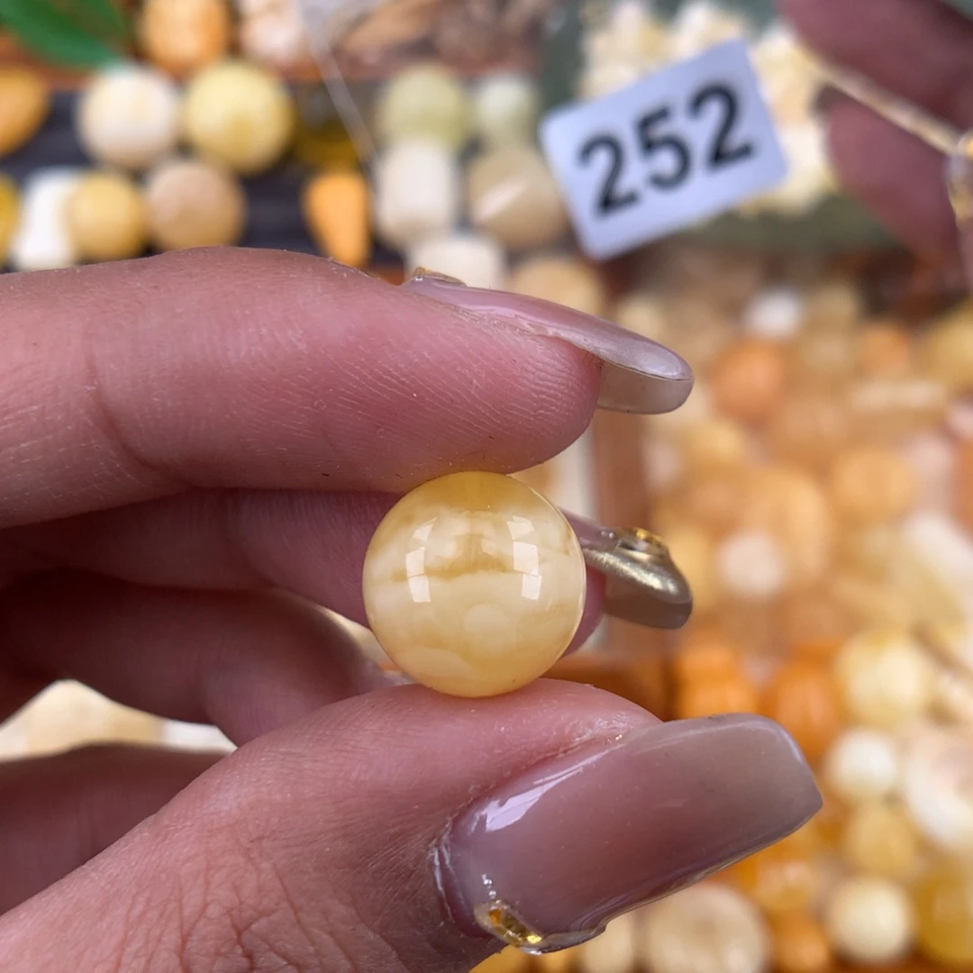 琥珀珠宝奇石未镶嵌12.1 微瑕