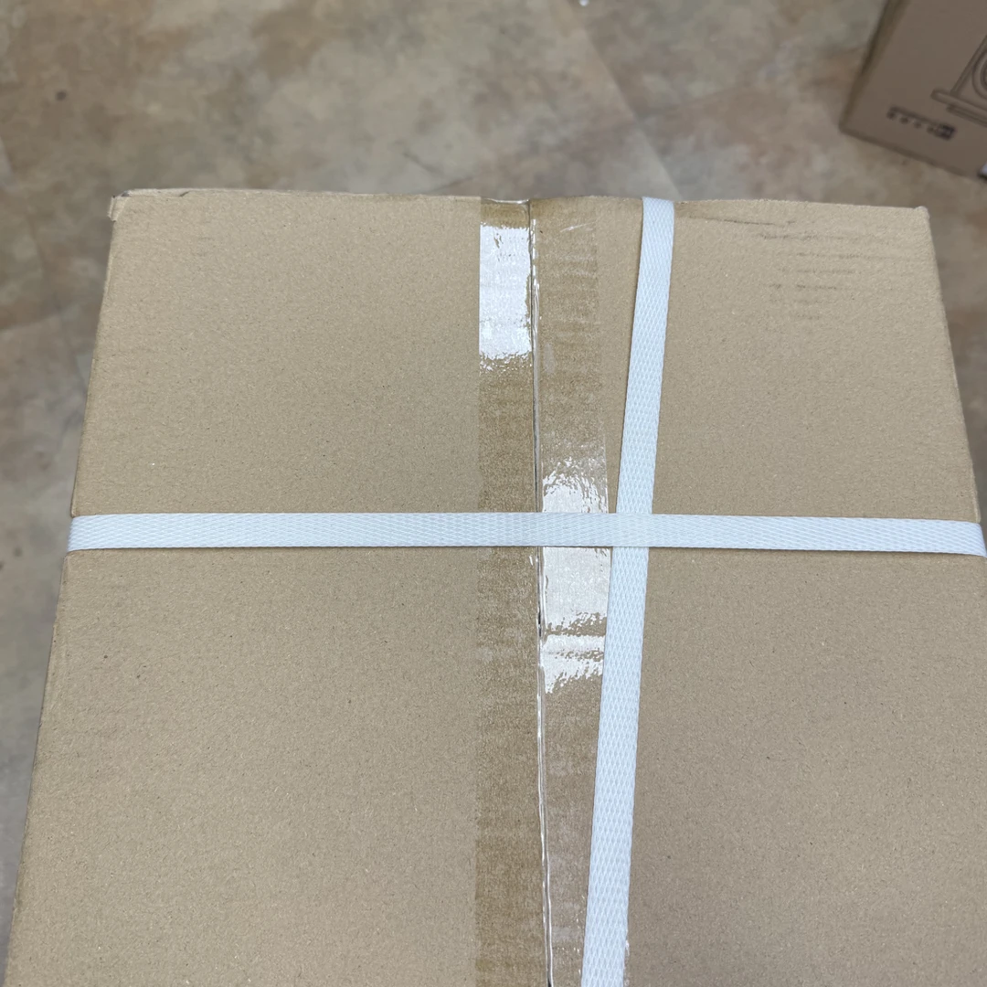 家用箱子装暖