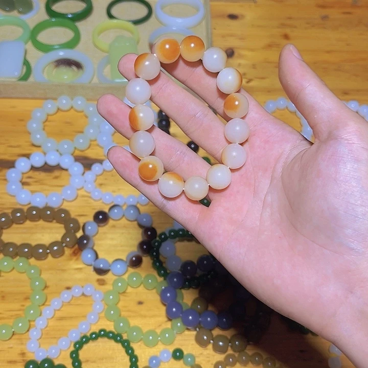 逝***月手链未镶嵌和田玉新疆金山手串