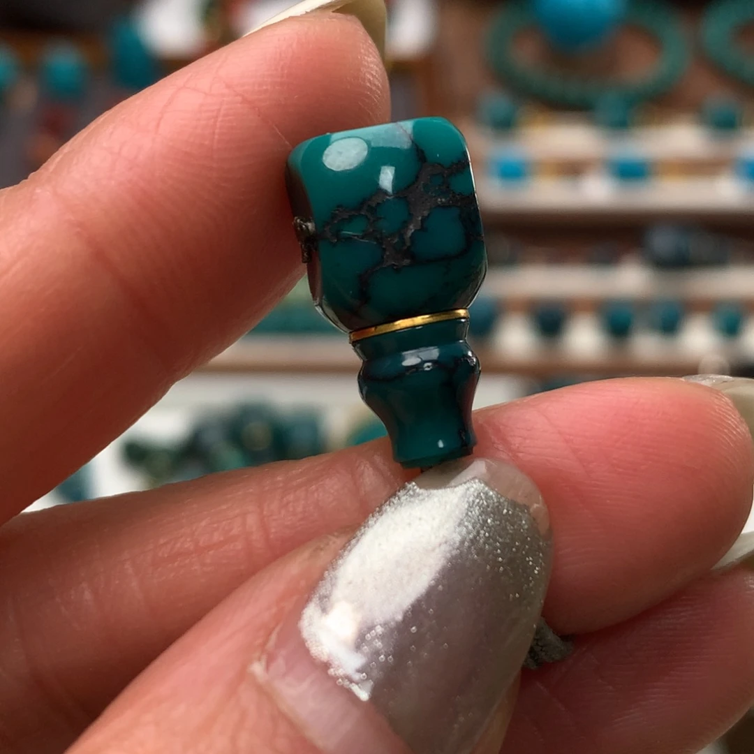 绿松石足金镶嵌三通