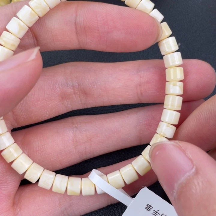 琥珀裸石未镶嵌天然58