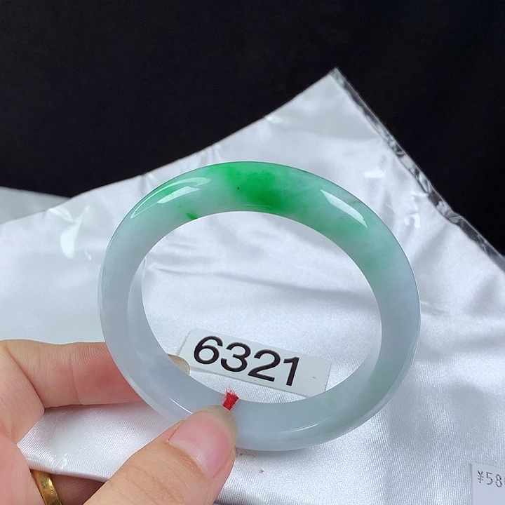 翡翠未镶嵌手镯54圈