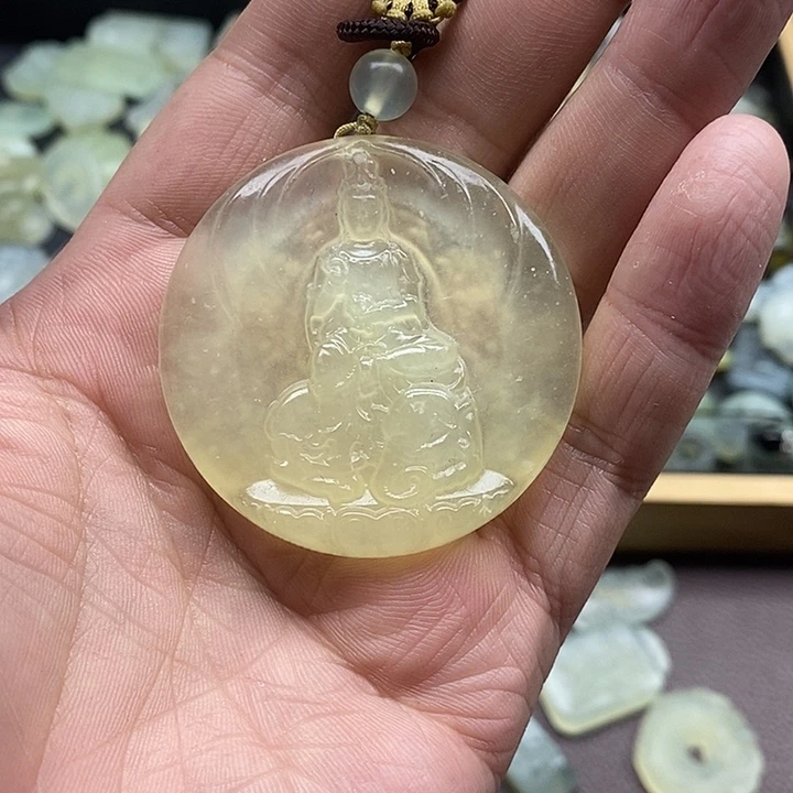 青***）蛇纹石玉未镶嵌颈饰