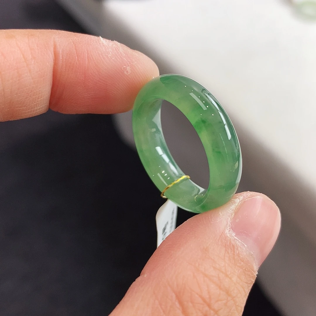 翡翠未镶嵌戒指19号