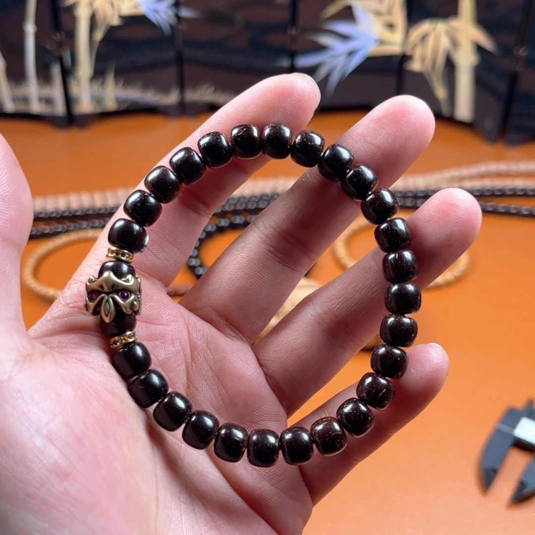 椰蒂吊坠19384859595969