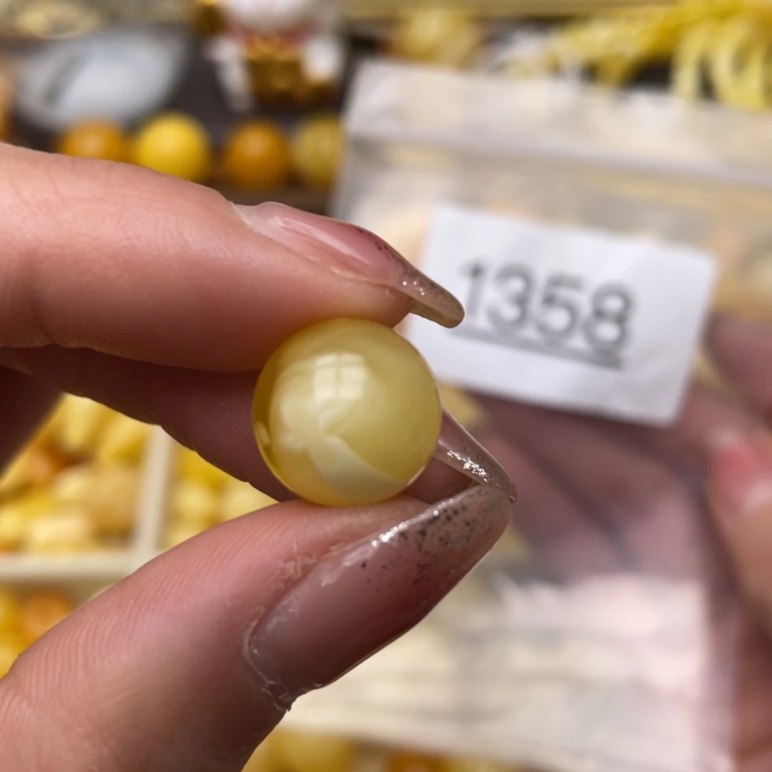 蜜蜡珠宝奇石未镶嵌13微瑕