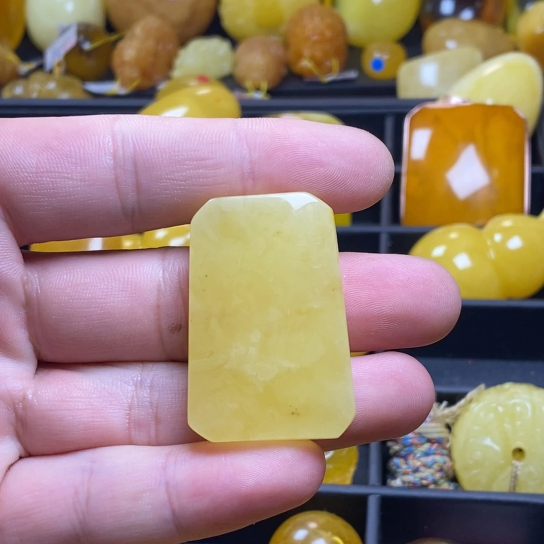 琥珀未镶嵌裸石蜜蜡