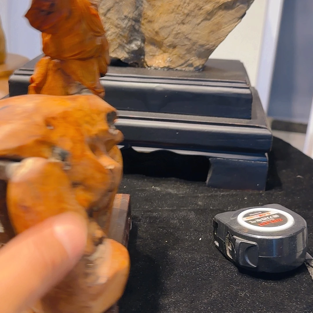 大***哥崖柏根抱石姜太公钓鱼摆件