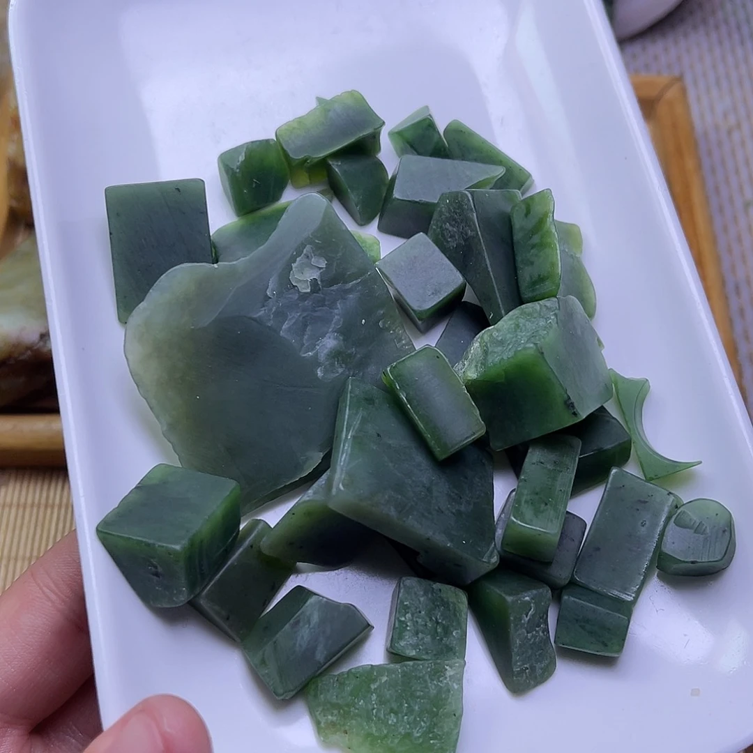 未镶嵌和田玉车挂