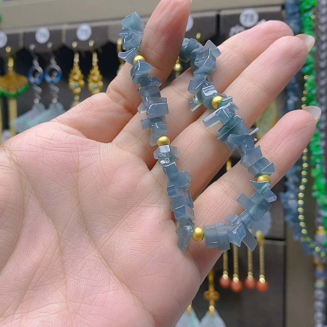 未镶嵌翡翠耳饰翡翠