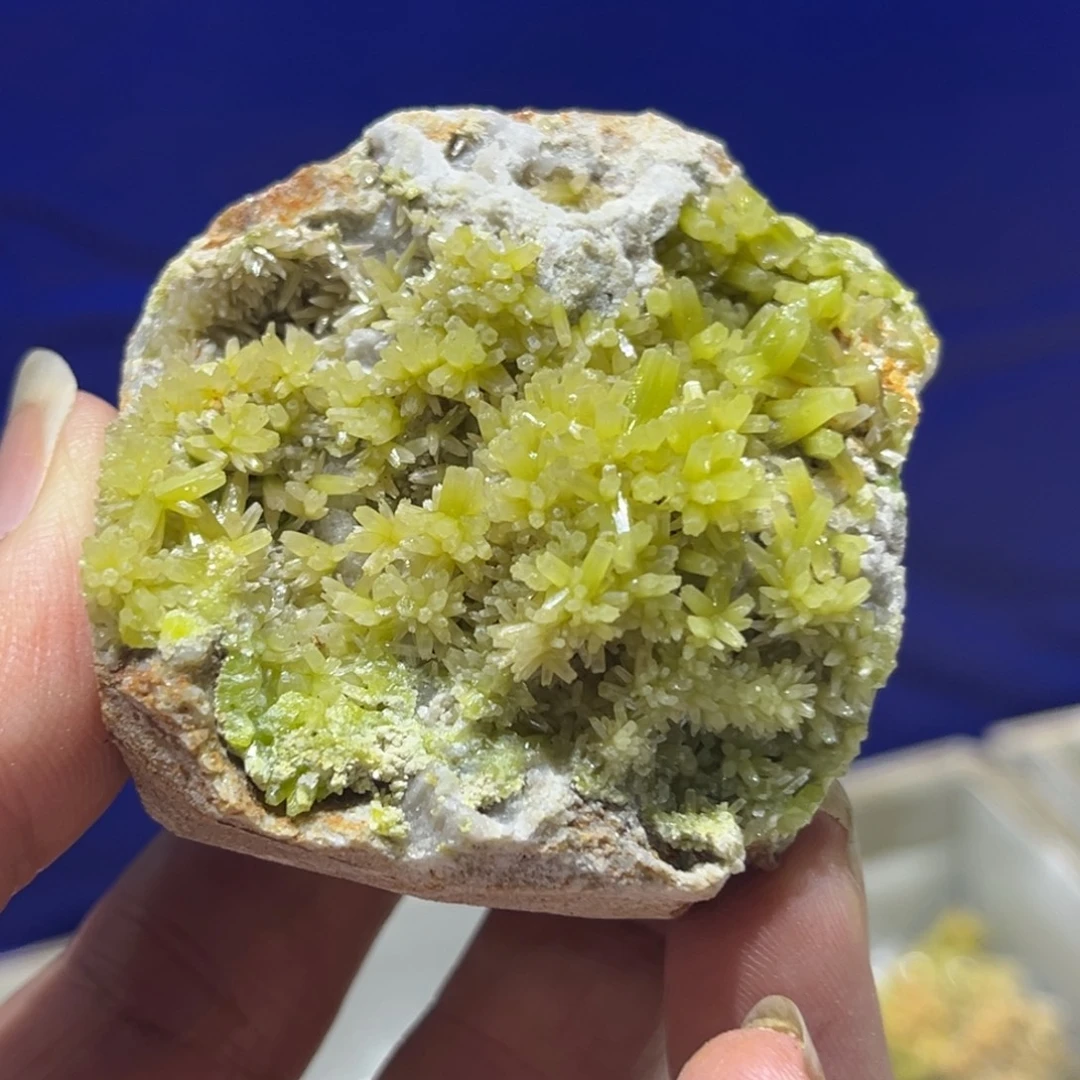 石材磷氯铅花矿展不退换