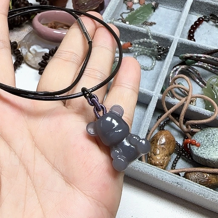 敏***敏颈饰未镶嵌和田玉