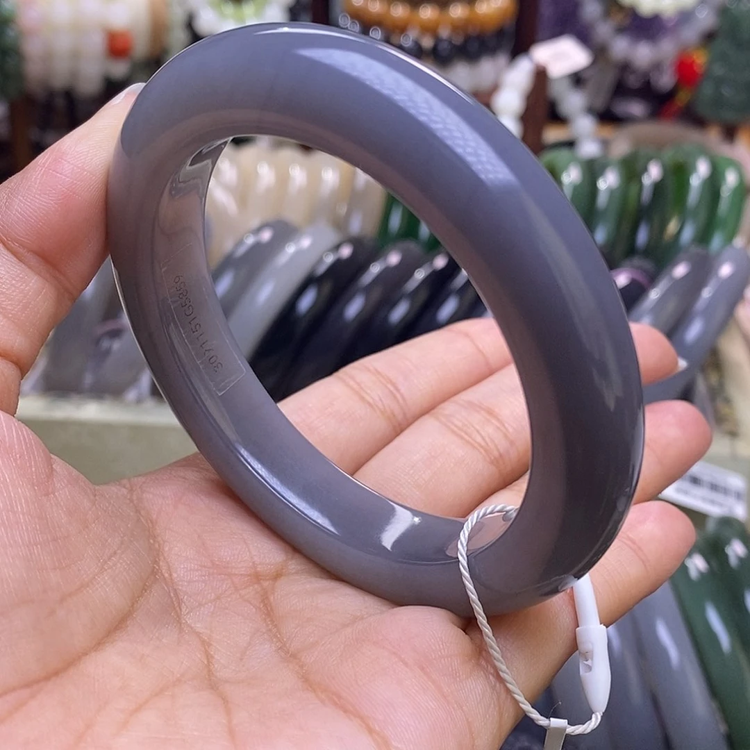 颈饰未镶嵌和田玉毕业级老坑料高冰烟紫手镯59