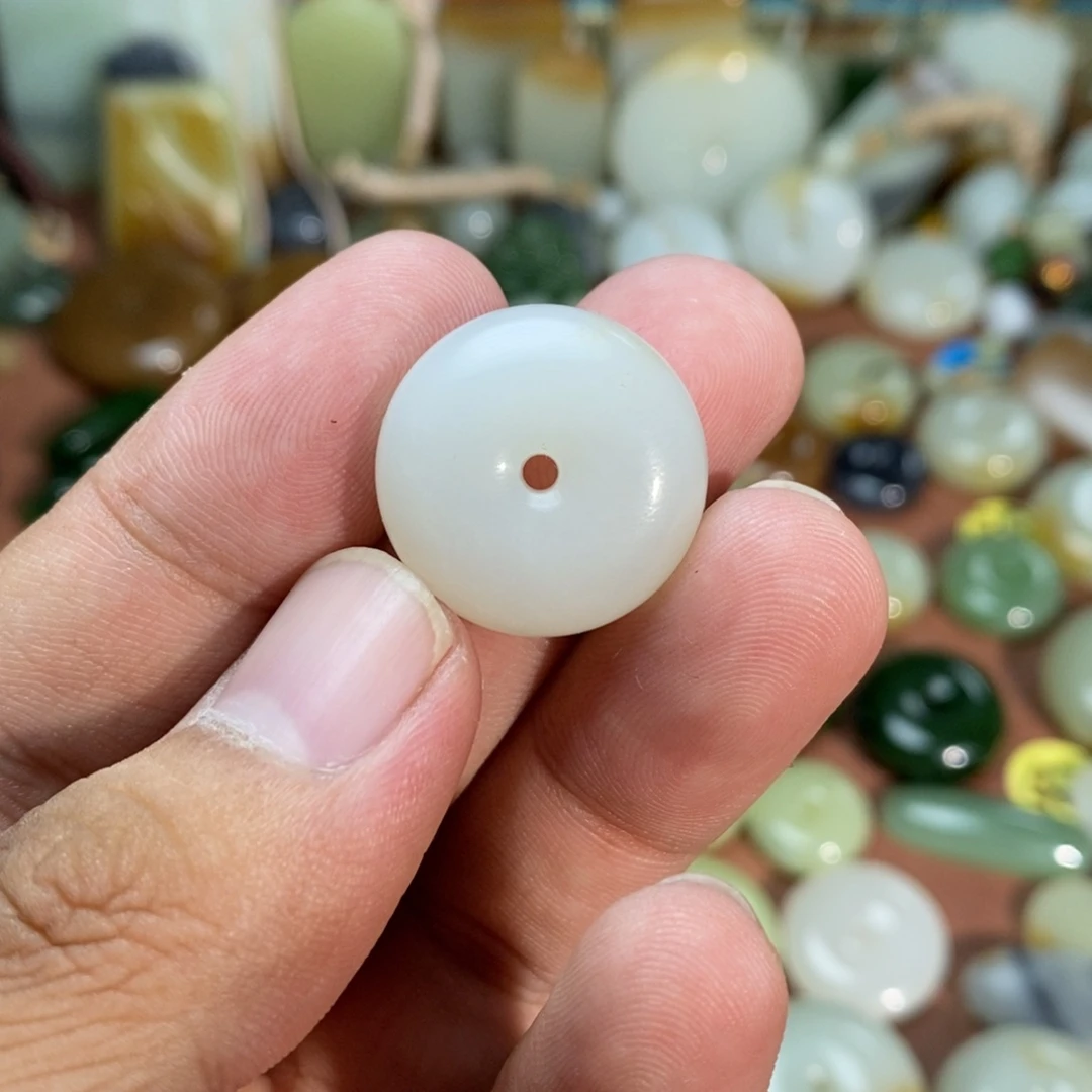 吊坠(不含链)未镶嵌和田玉
