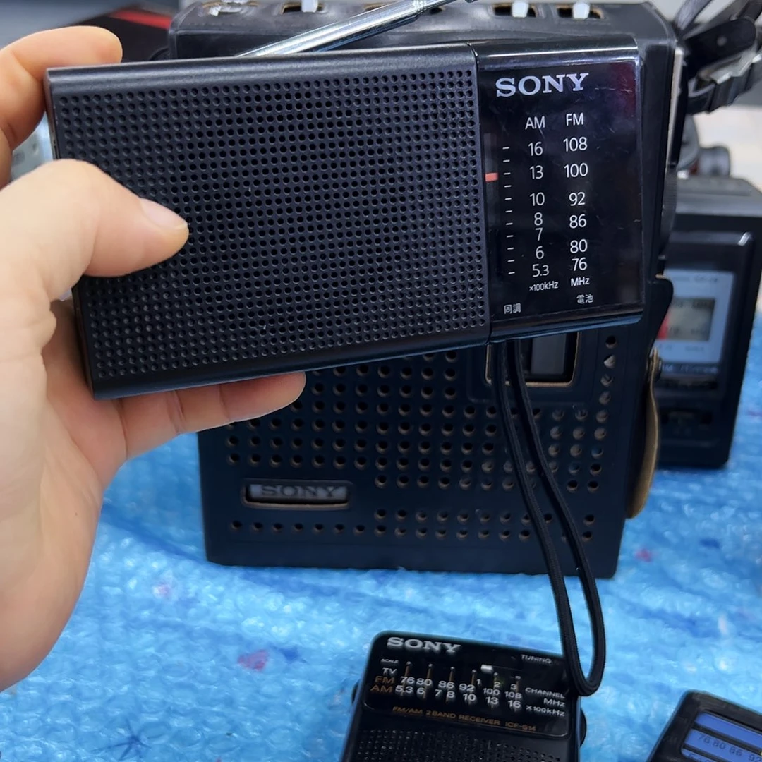 8新二手收音机无售后