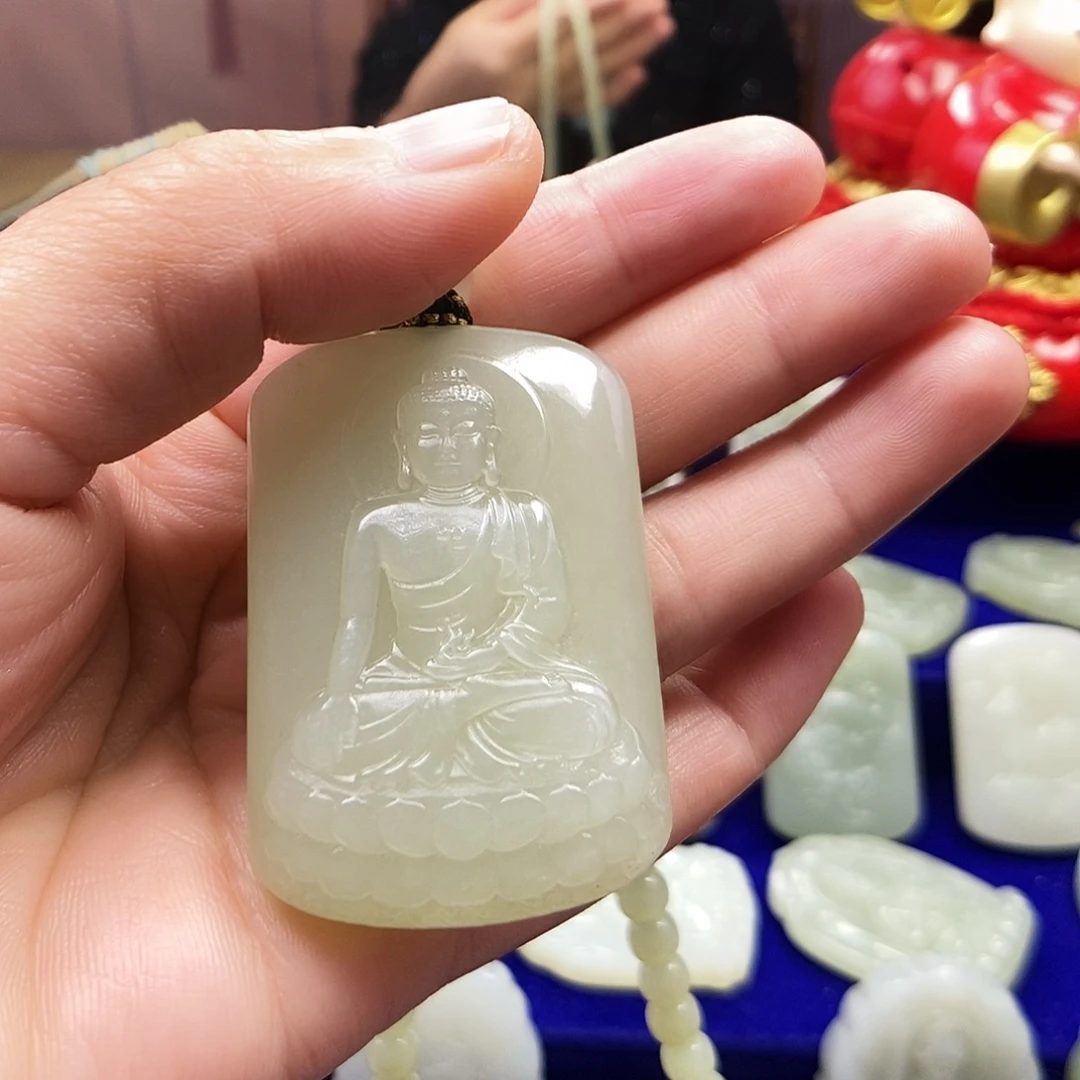 晋***为和田玉未镶嵌颈饰