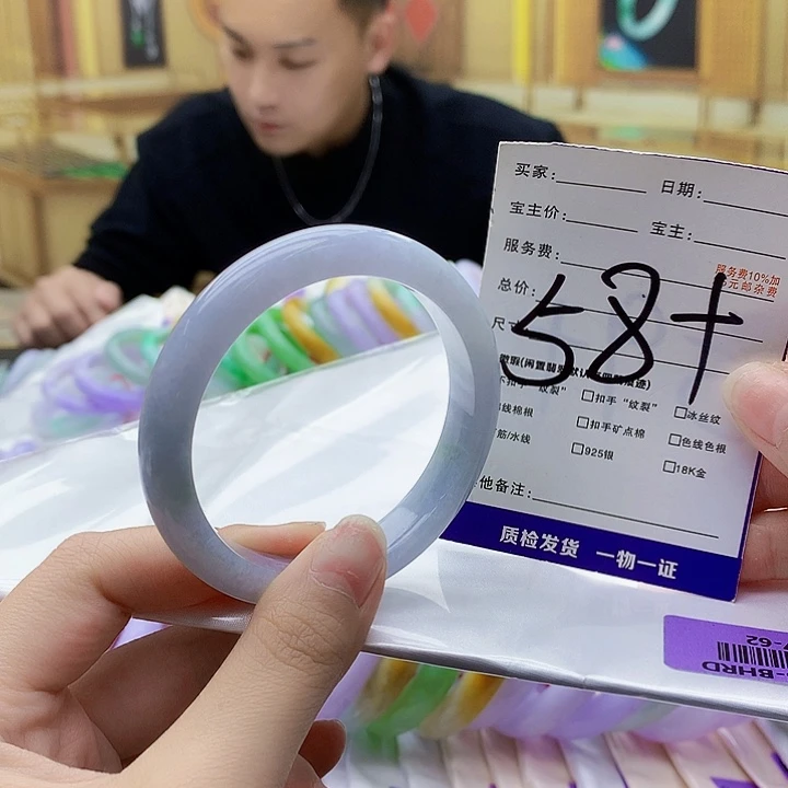 翡翠未镶嵌手镯9999……