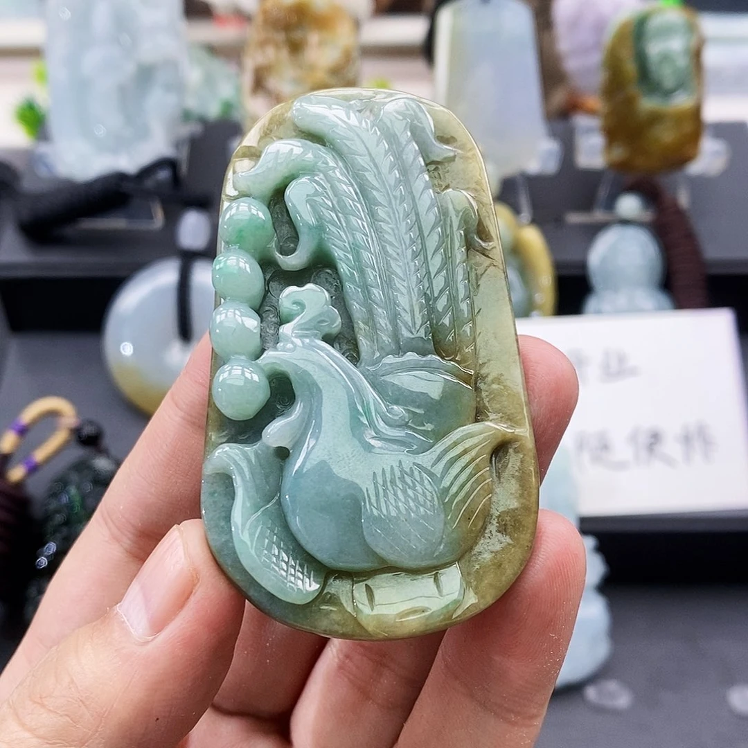 颈饰未镶嵌翡翠吊坠