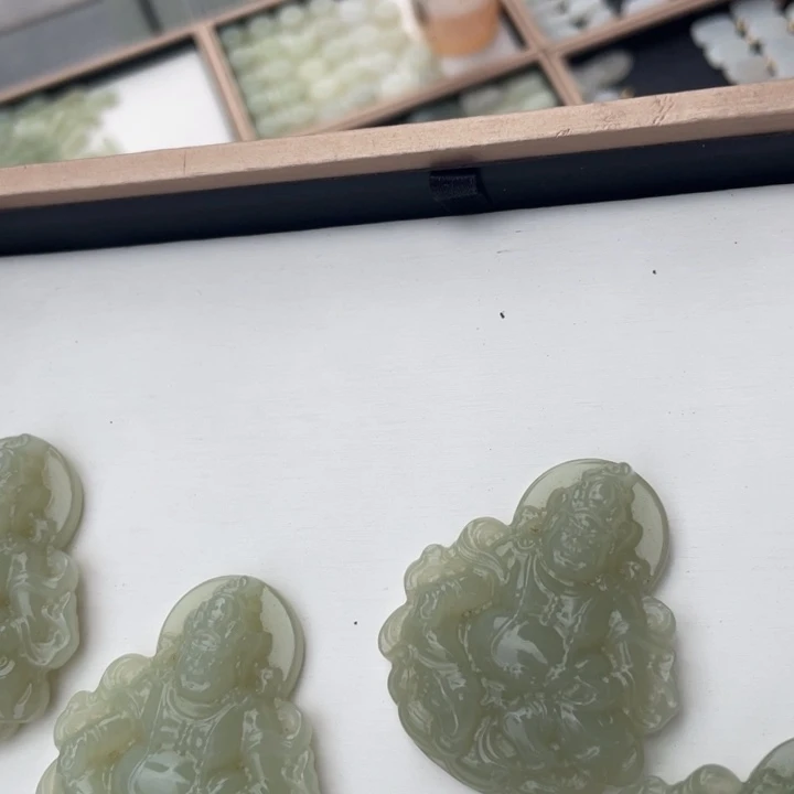 和田玉未镶嵌颈饰多样性发货，发其一