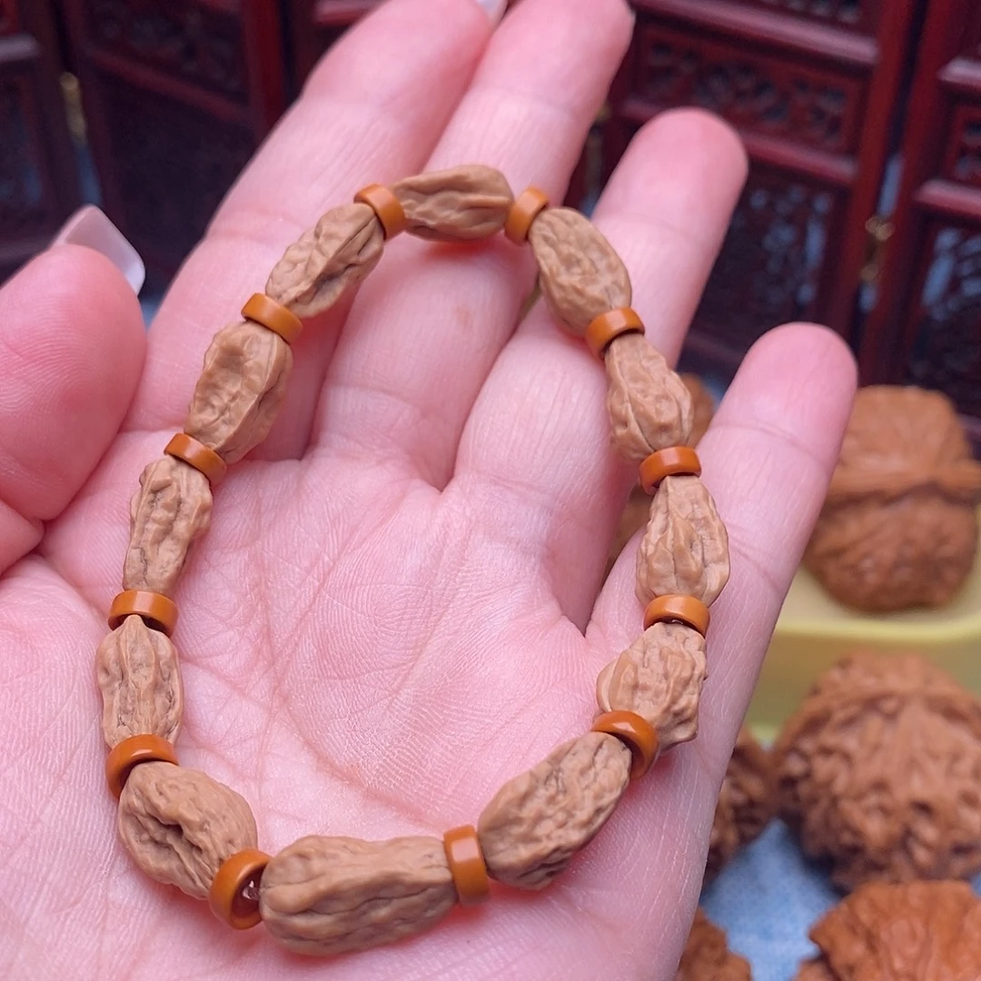 文玩核桃把件精品蛤蟆头手串