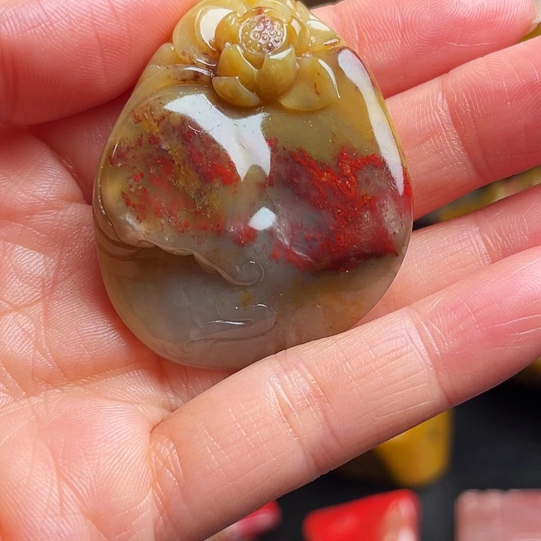 昌化石其他鸡血石挂件