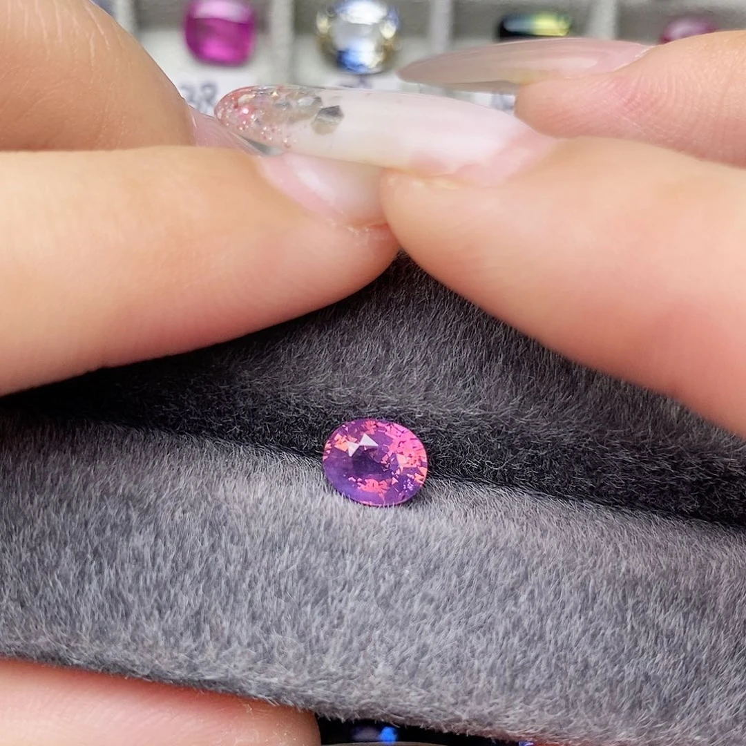 裸石蓝宝石无烧幻想紫1.52ct/0027