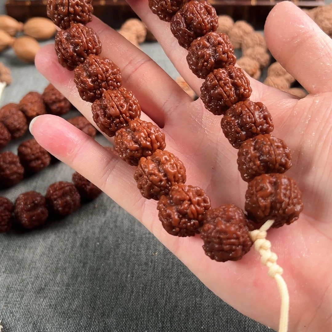 金刚菩提吊坠帝王花手持