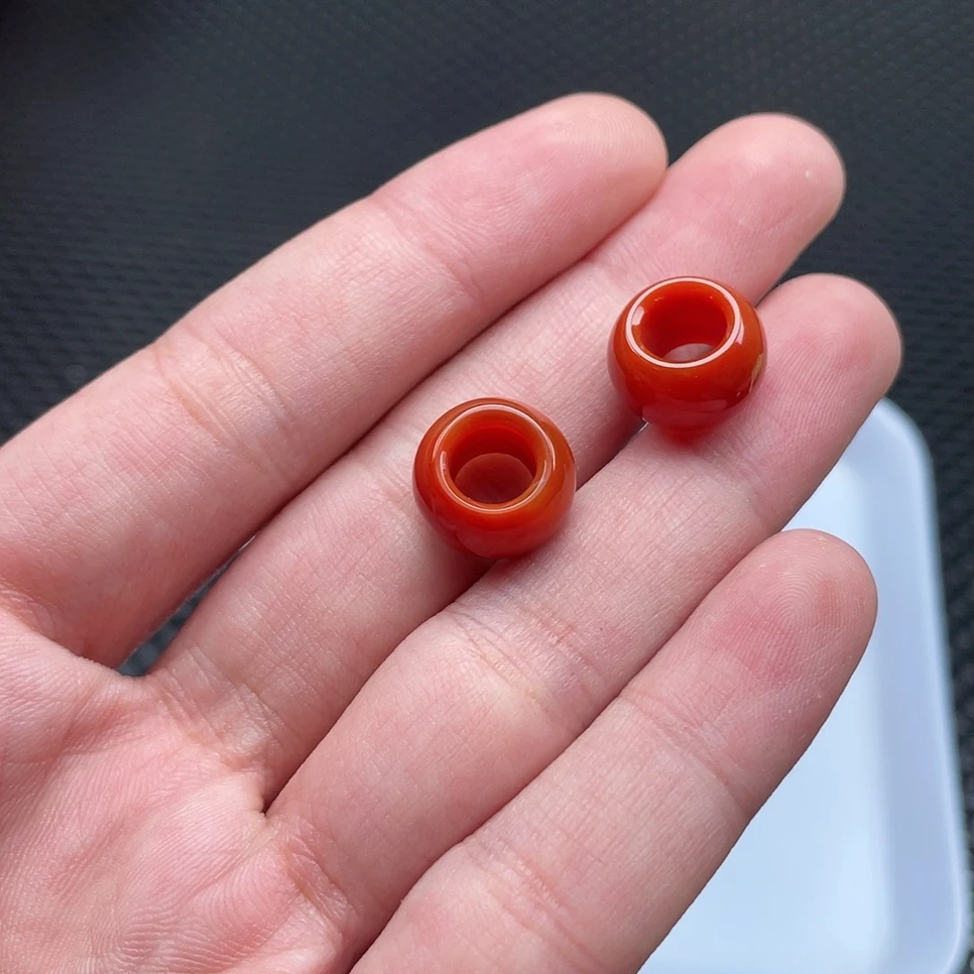 南红玛瑙8*13柿子红跑环圈一组2颗未镶嵌