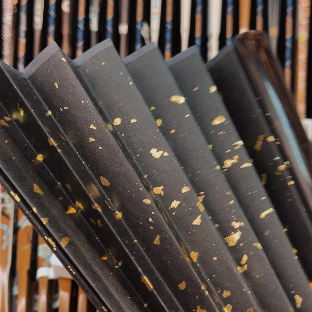 G***s扇子纯手工制作折扇