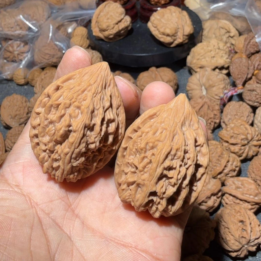 把件文玩核桃蓟县鸡心38