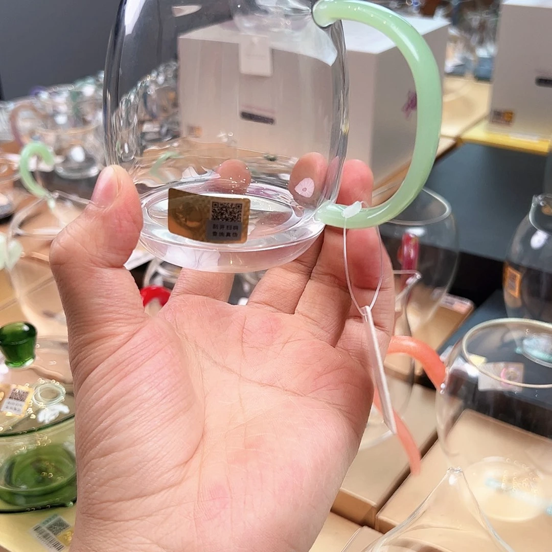 澄然浅玉色。。。。。。。。