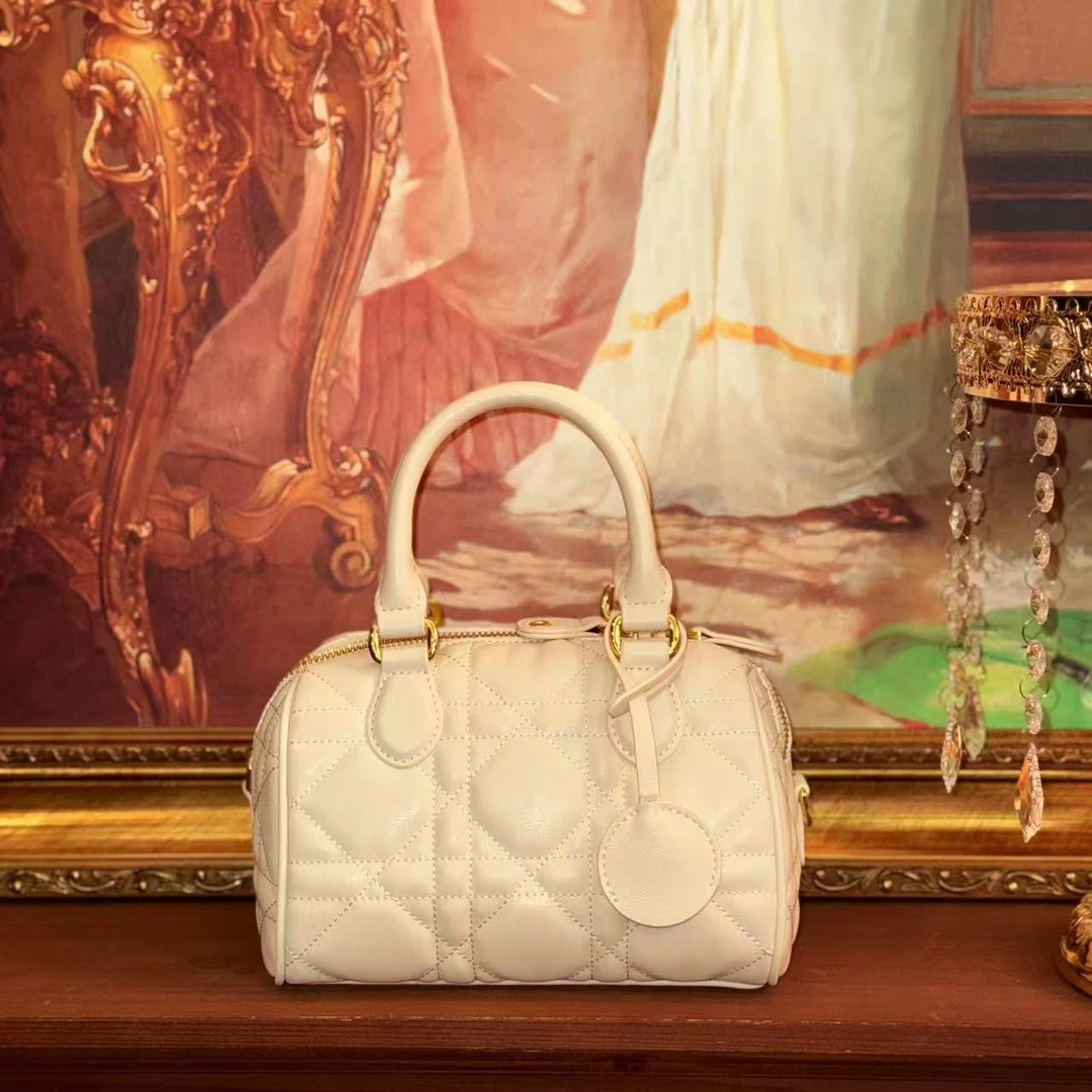 2025新款女士斜挎包