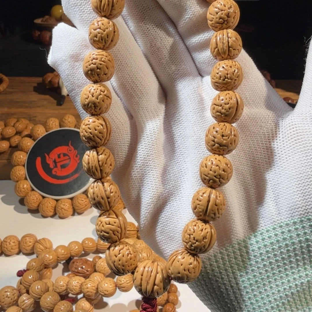 桃核吊坠超**选1.2锦州金豆全品无修原皮原色毕业已经打底