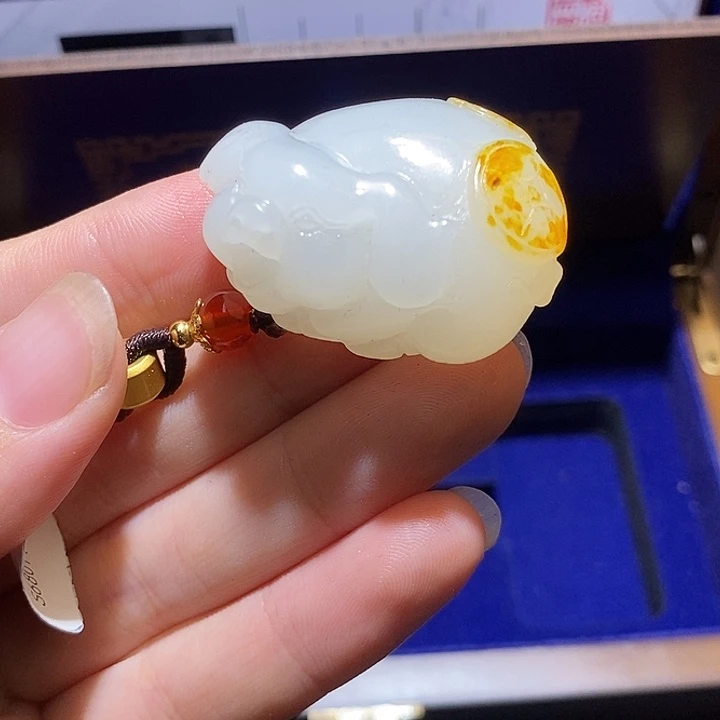 未镶嵌和田玉挂件