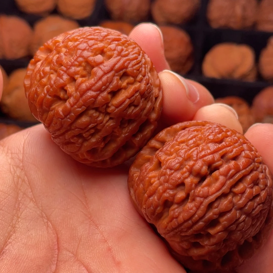 文玩核桃把件秦岭山脉