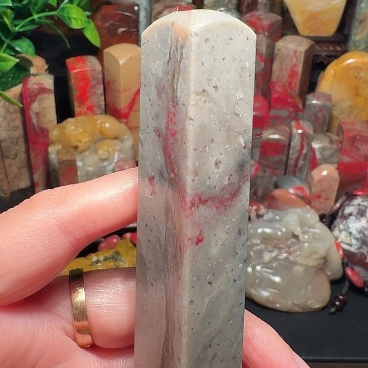 昌化鸡血石东*河昌化鸡血石
