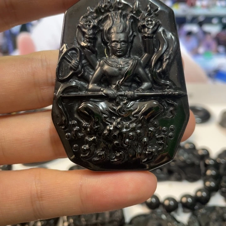 翡翠未镶嵌吊坠(不含链)白****皮18