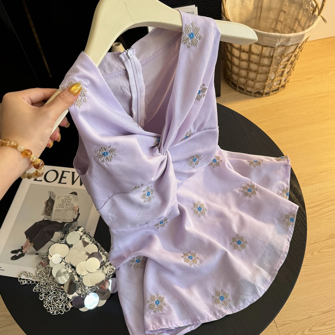 法式浪漫紫色刺绣V领扭结无袖上衣女2025夏时尚气质显瘦挂脖小衫