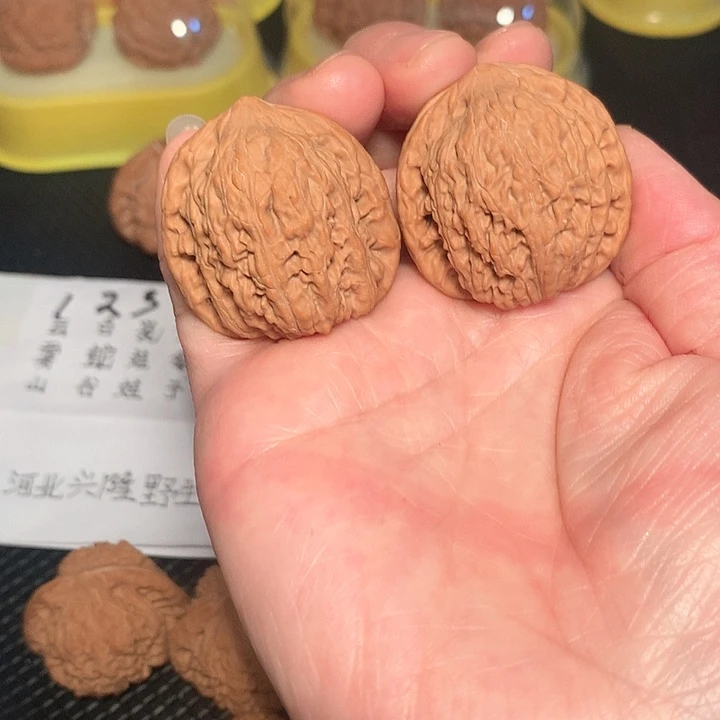 文玩核桃吊坠核桃