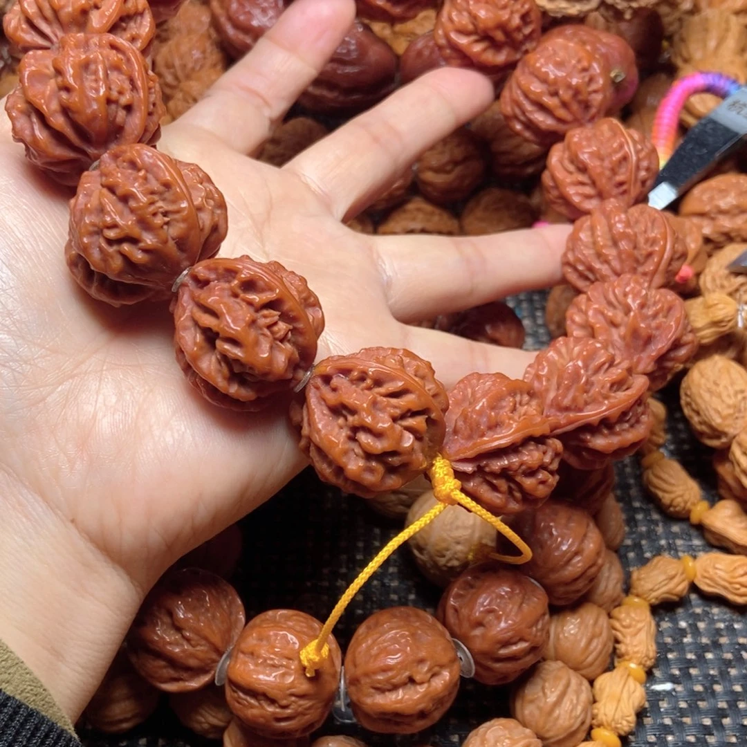 小***哥手串桃核龙脊京八棱