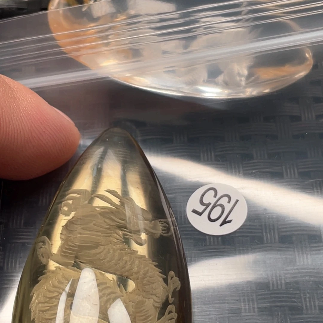 【闪购商品】颈饰未镶嵌水晶?**丁